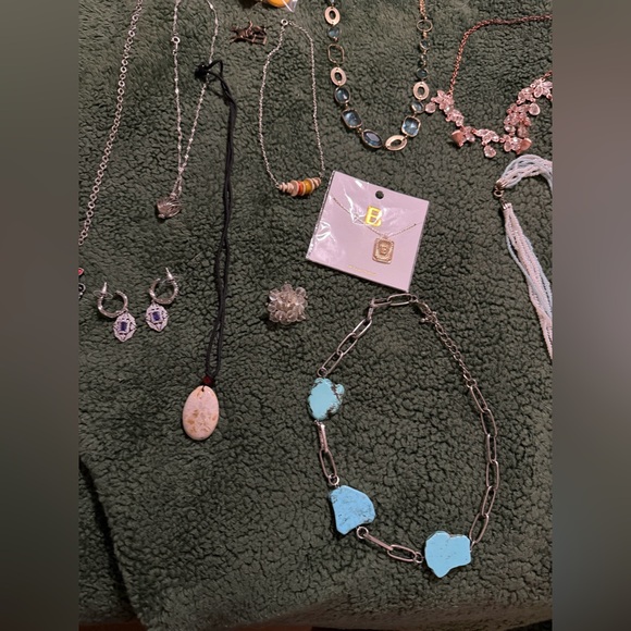 Jewelry lot (many vintage pieces) - Picture 3 of 9